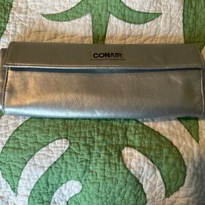 Insulated Curling Iron carrying pouch by Conair